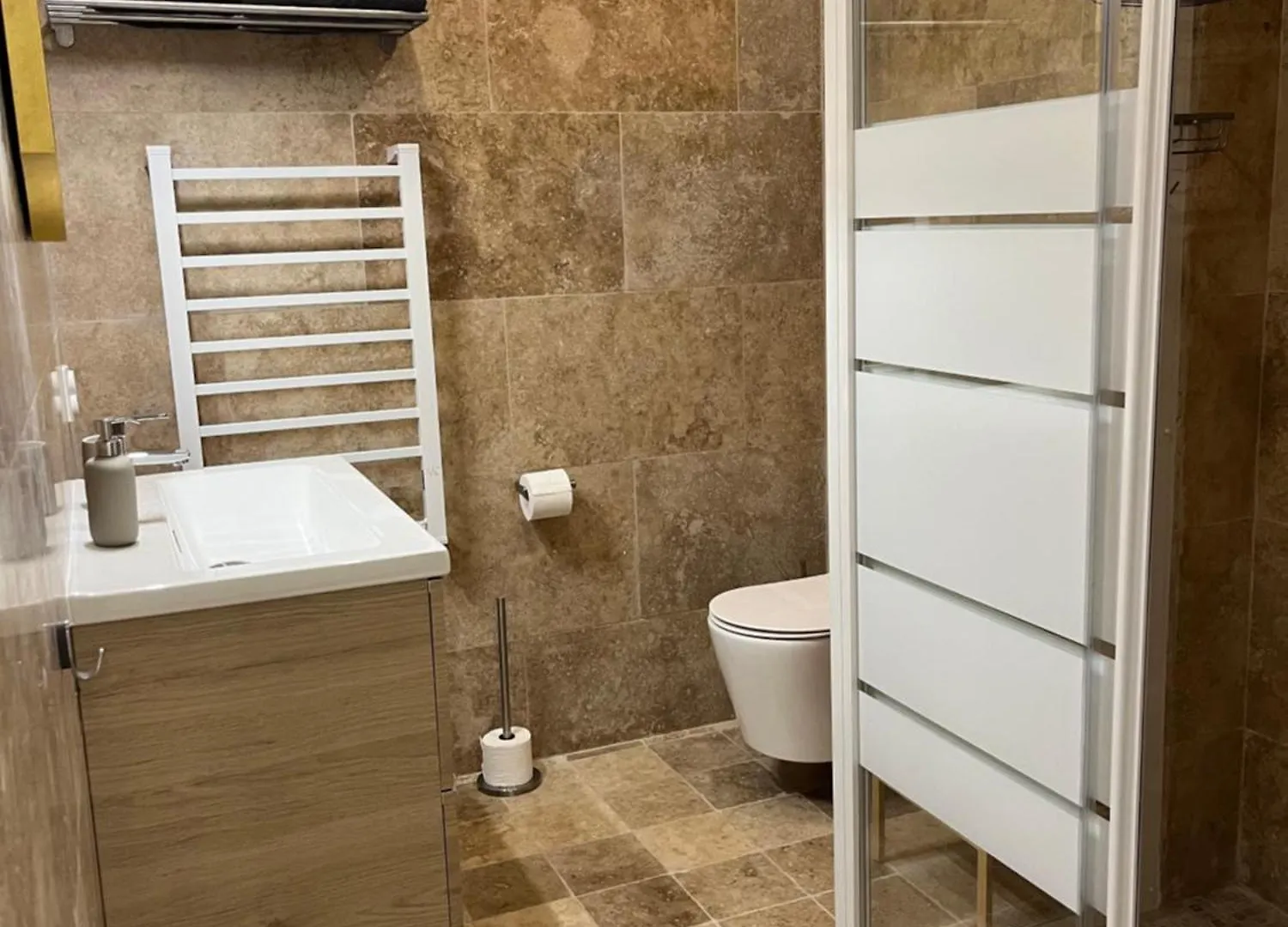 Grand Tamaris Hosting Bed & Breakfast Arles 2*,  France