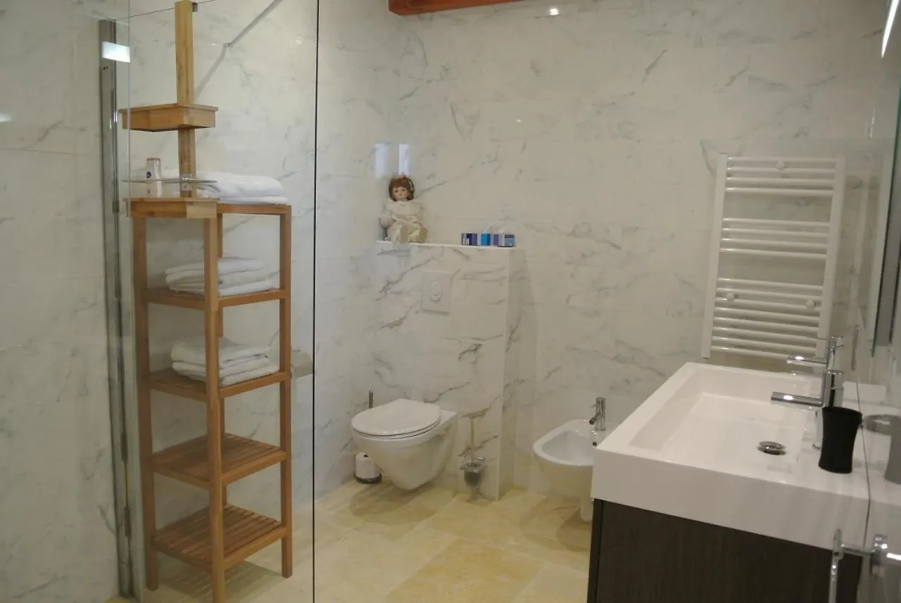Bed and Breakfast Grand Tamaris Hosting Arles 2*,